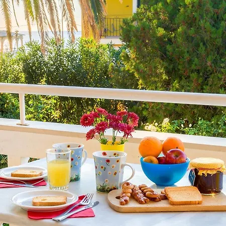 Danae Apartments Agios Gordios  Zimmer foto