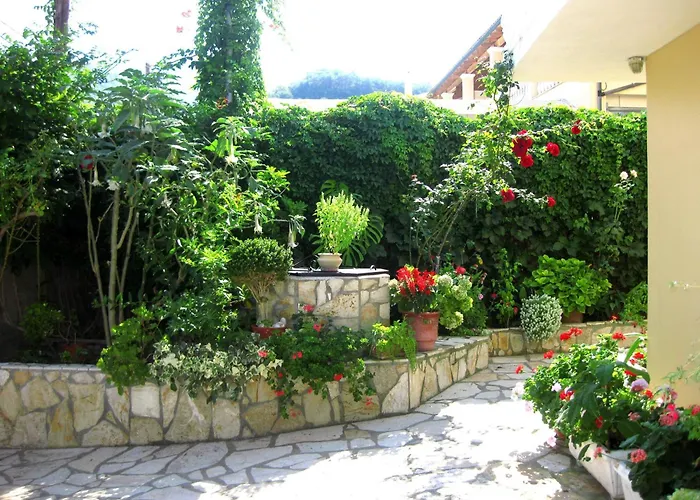Danae Apartments
